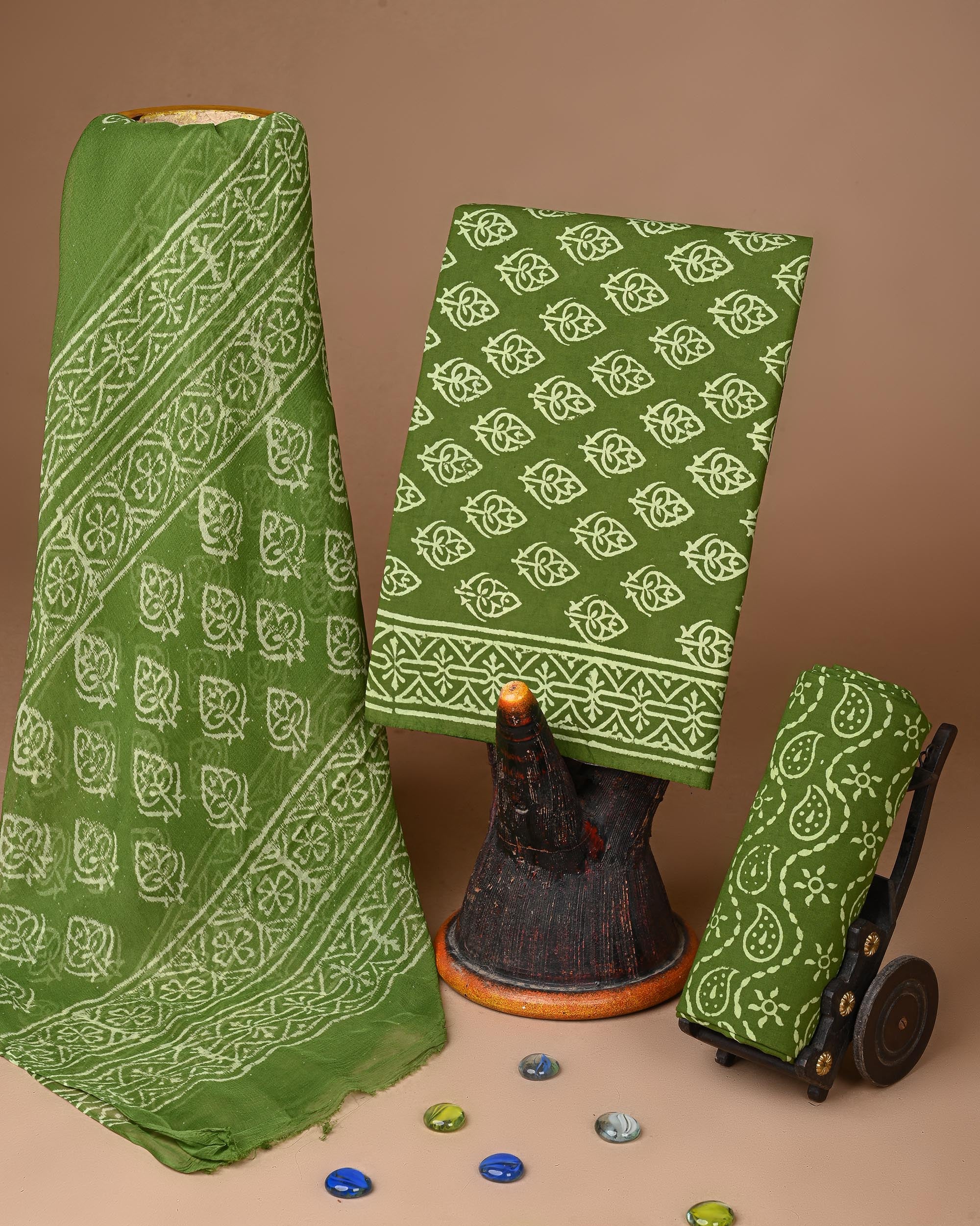 Premium Green Sanganeri Cotton Suit With Chiffon Dupatta (EACOTCH23)